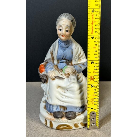 Vtg Homco Bisque Peasant Old Lady Figurines Elderly Farmers Home Decor -Set of 3 - Picture 8 of 10